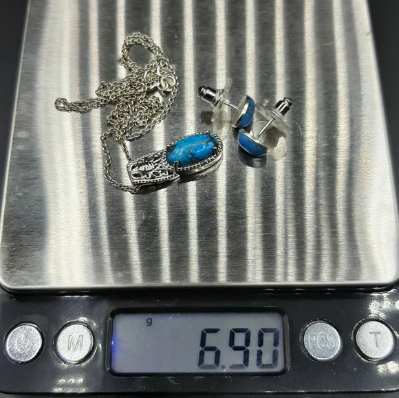 Mojave Blue Turquoise earrings and Chestnut Brine Turquoise pendant set Sterling - Picture 6 of 6